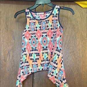 (🍒6 For $20) Red Camel girls size small me Colorful Geometric Sleeveless Top